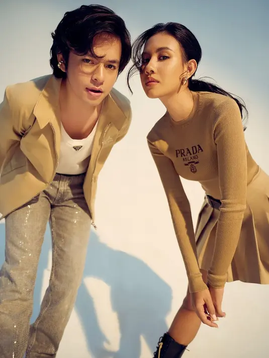 <p>Angga Yunanda baru saja mengunggah beberapa potret terbarunya dirinya dan sang kekasih di studio. [Foto: Instagram/angga]</p>