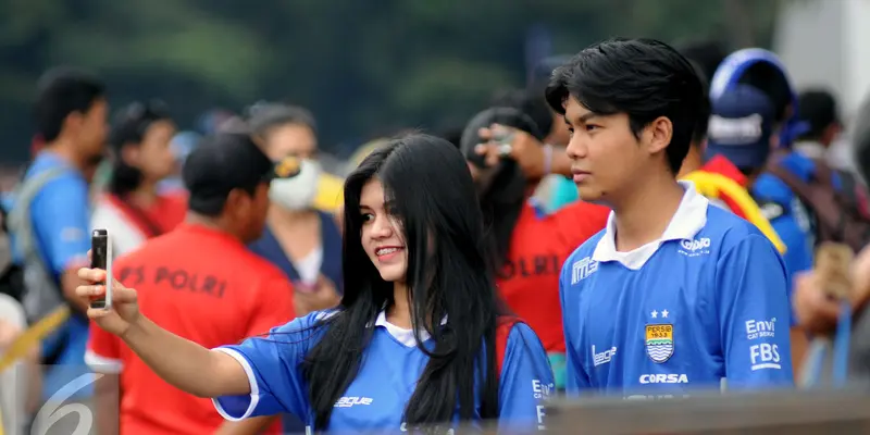 20160403- Suporter Persib-Jakarta- Helmi Fithriansyah