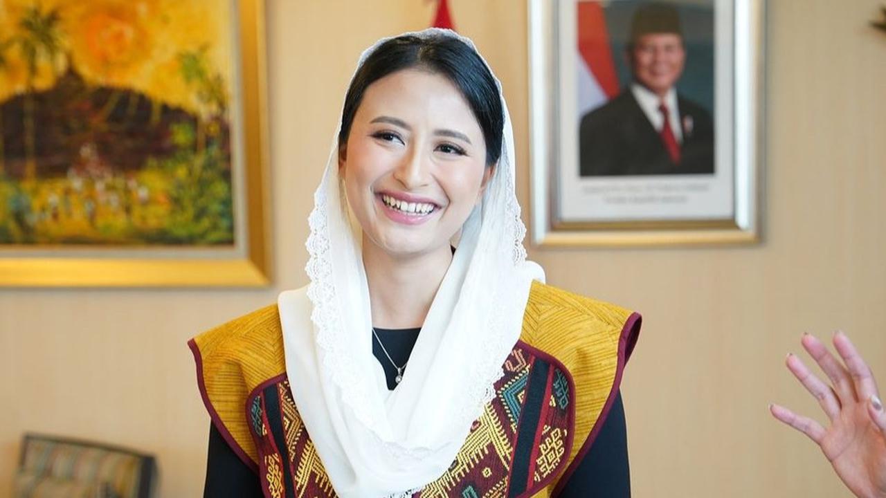 Wajah Semringah Wakil Menteri Cantik, Setelah 6 Tahun Kini Dapat Posisi Penting di Partai 'Beringin