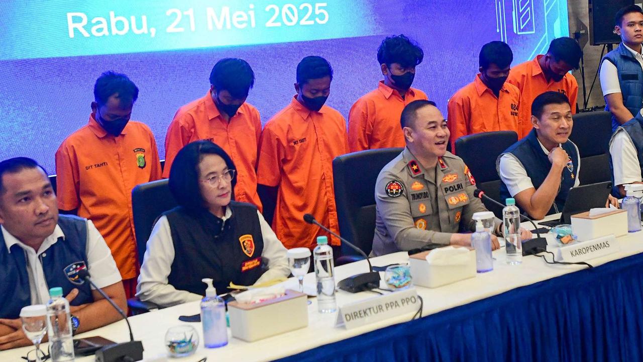 Polisi Ungkap Motif Admin Bikin Grup Fantasi Sedarah di Facebook