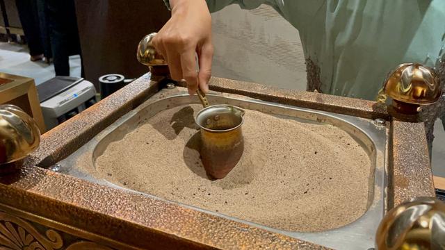 Hot sand coffee
