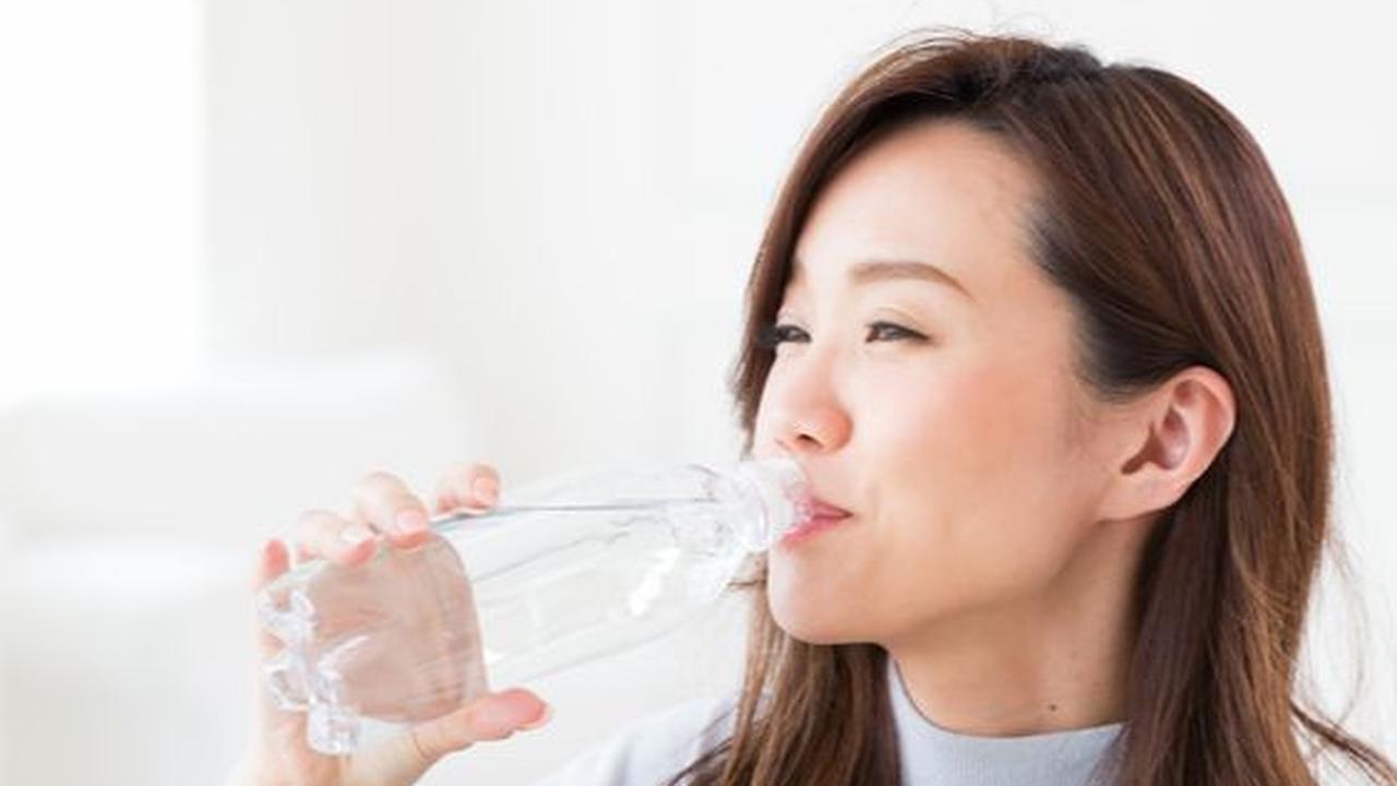 2. Cukup Minum Air