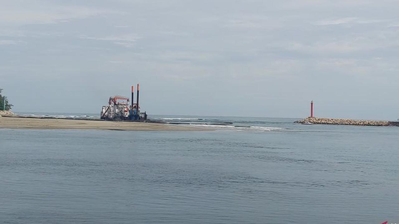 Hemat Rp57 Miliar? Guru Besar ITS Rekomendasikan Sistem By-Pass Pasir Atasi Pendangkalan Pelabuhan Bengkulu