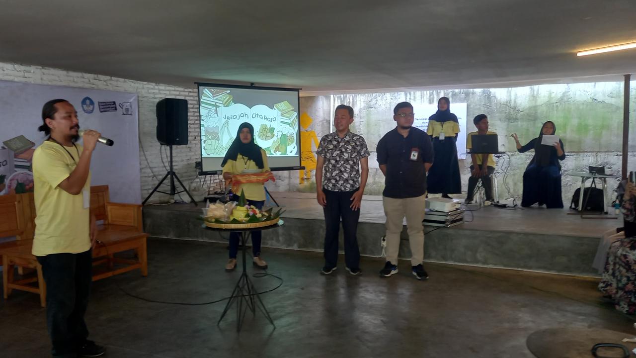 Intip Keseruan Festival Sasta Kota Malang 2024, Momen Bertemunya Pembaca dan Para Penulis Terkenal