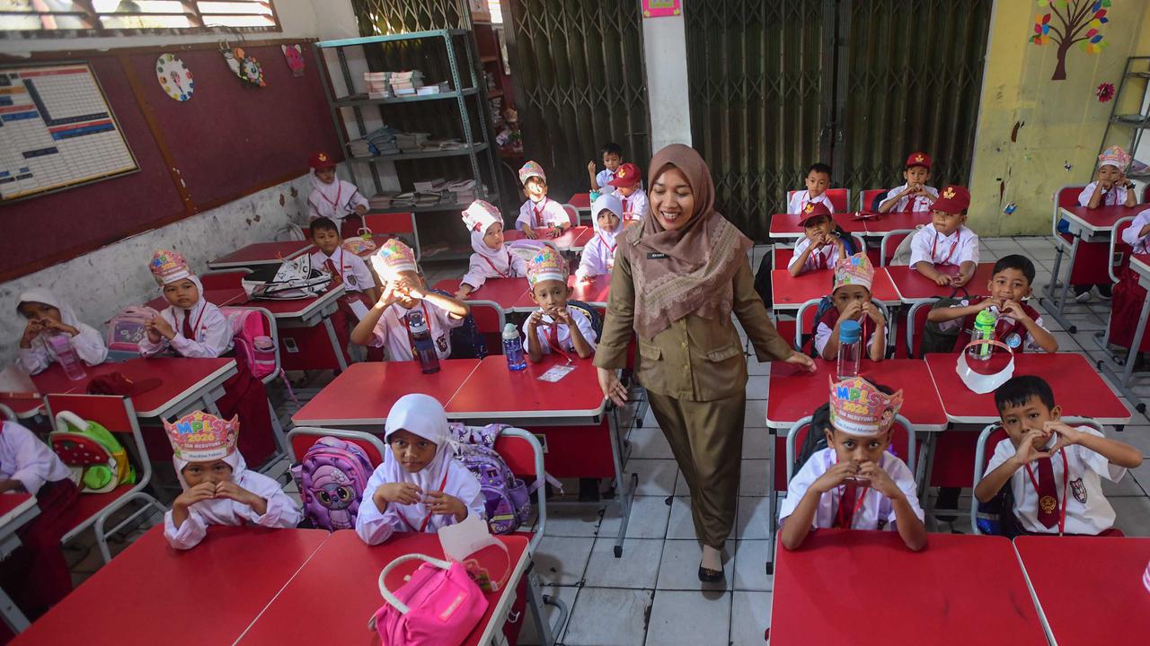 Semangat Siswa Baru Ikuti Hari Pertama MPLS