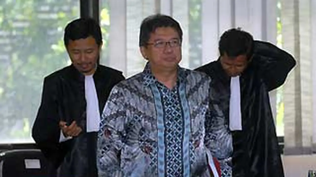 090908bsidang-syahrial.jpg