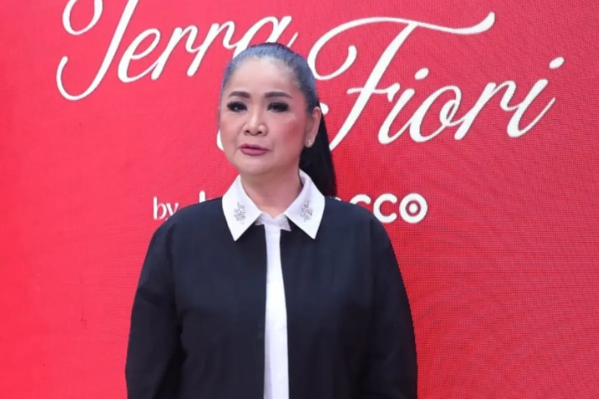 Inara Rusli dan Vina Panduwinata digandeng Bocorocco (Istimewa)