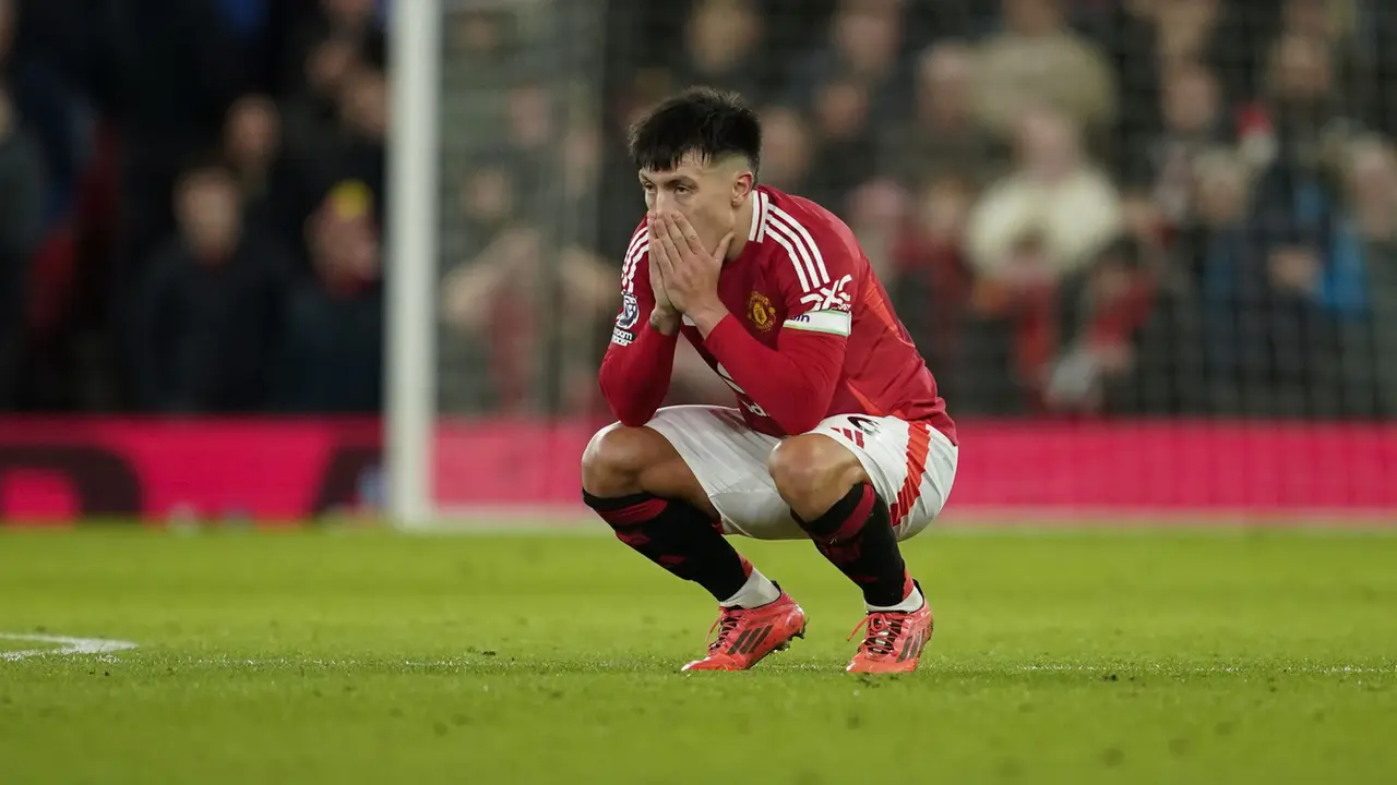 Foto: Wajah Frustasi Para Pemain MU setelah Telan Hattrick Kekalahan di Liga Inggris Jelang Tahun Baru 2025