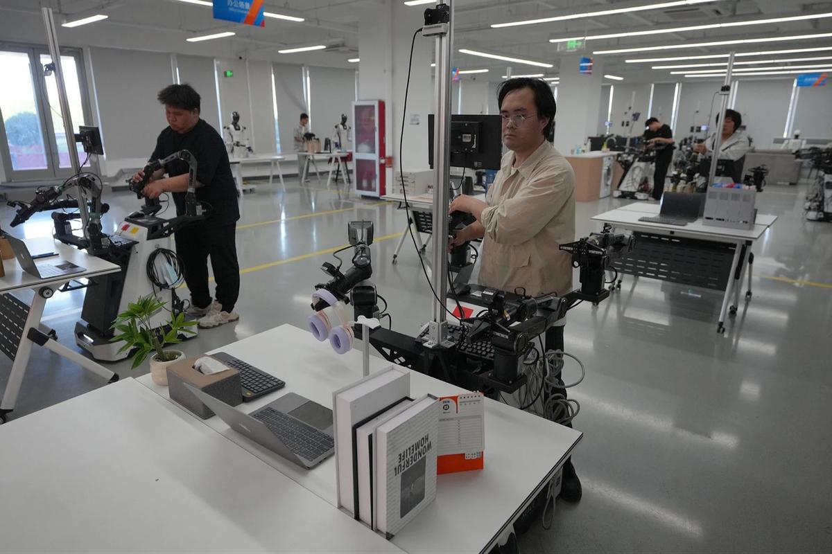 FOTO: Melihat Pabrik Robot Masa Depan di Beijing