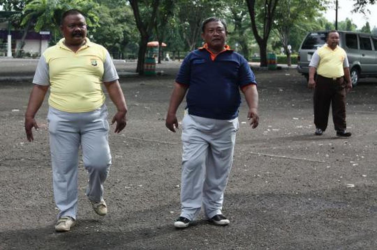 Puluhan Polisi gendut ikuti senam kurus di TMII