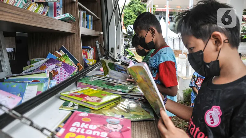 Meningkatkan Minat Baca Anak dengan Perpustakaan Keliling