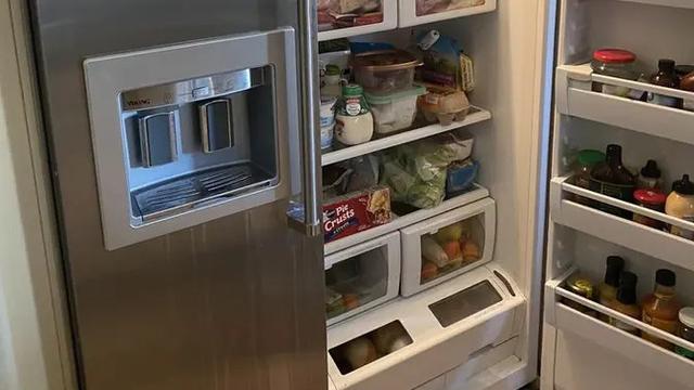 Trik Ampuh Mengatasi Bunga Es di Kulkas Mini, Cuma Butuh 10 Menit