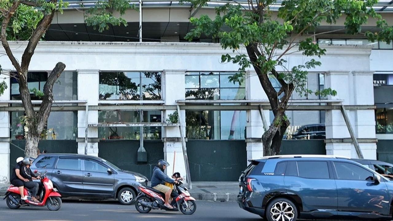 Fasad Eks Toko Nam