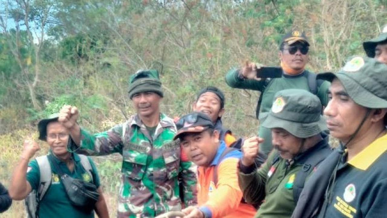 Diduga, kemunculan api itu karena kencangnya angin yang bertiup sehingga bara kembali menyala menjadi kobaran api.