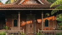 7 Inspirasi Fasad Rumah Klasik di Desa yang Elegan dan Tidak Terlihat Jadul