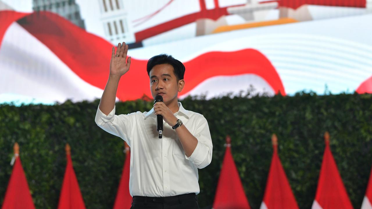 VIDEO: Wali Kota Surakarta Sampai Dicari-cari Wapres di Penutupan Rakornas, Gibran "Wadudu Duh"