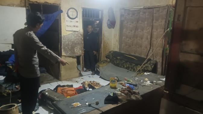 Teror Pria Bergolok di Sukabumi, Rumah Buruh Tani Dirusak dan Warga Dibacok