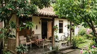 11 Pohon Buah yang Tidak Mengundang Banyak Serangga saat Berbuah di Pekarangan Rumah