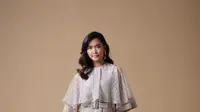 8 Model Long Dress Brokat Layer Cape Modern Formal, Anggun dan Stylish untuk Acara Resmi 2025