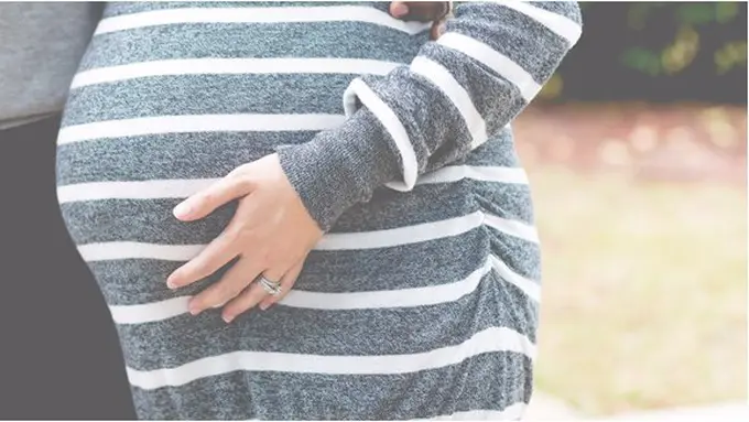 Persalinan/copyright unsplash.com/@willpower