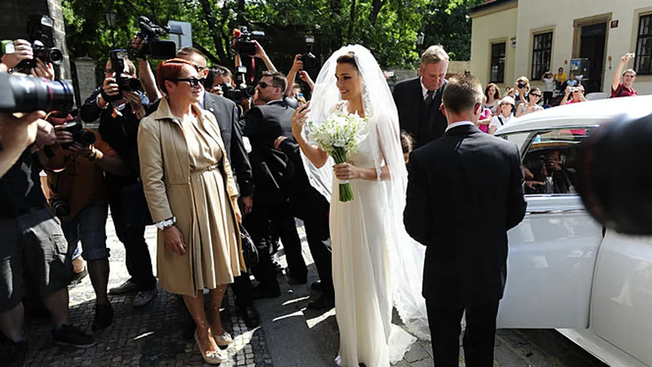 buffon-story-1-131204c.jpg