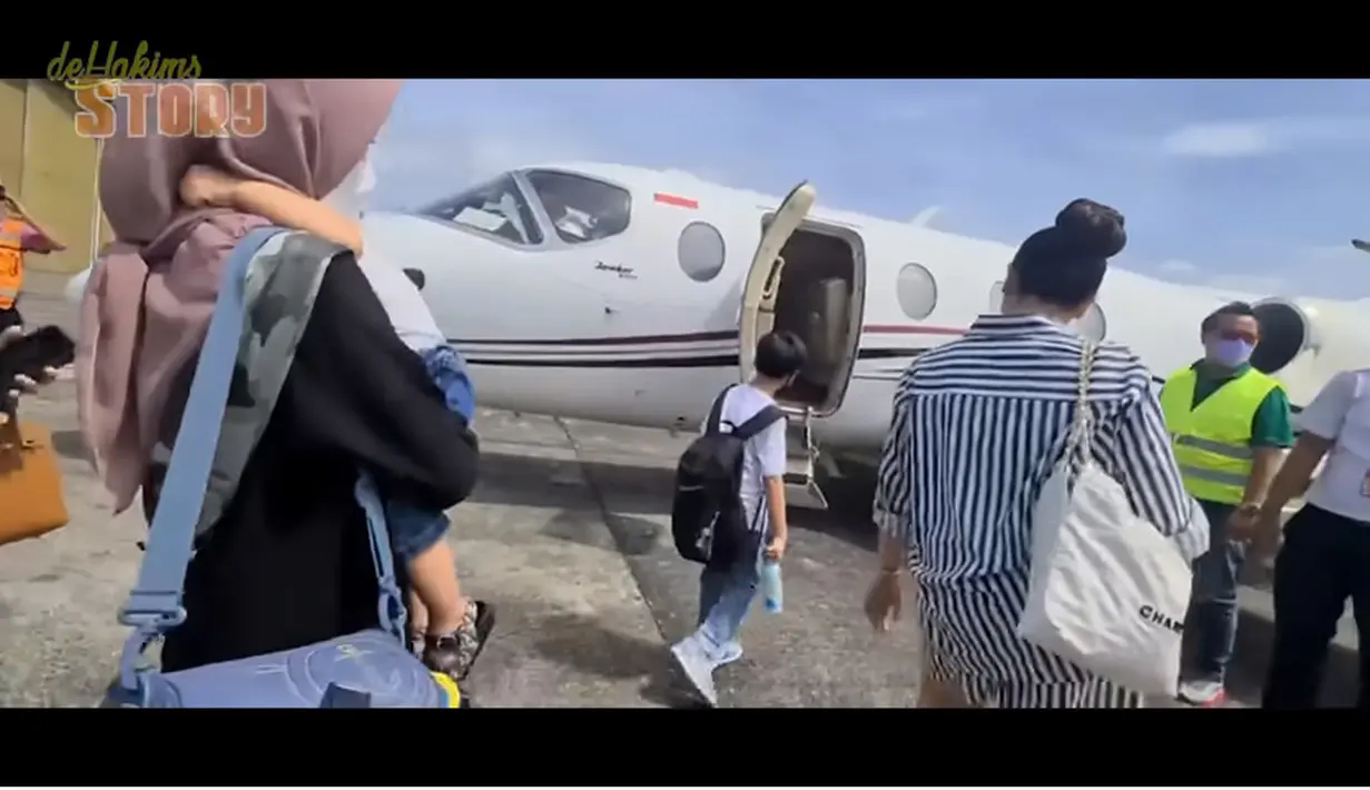 <p>[Youtube/deHakims Story]</p>