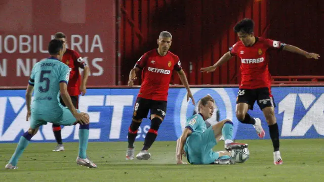 FOTO: Barcelona Bantai Mallorca 4-0
