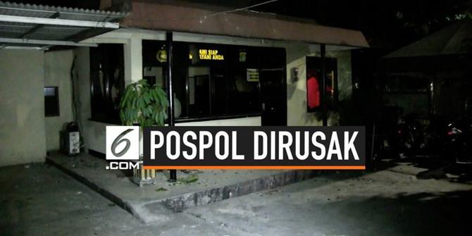 VIDEO: Pos Polisi Jakarta Timur Dirusak Orang Tak Dikenal