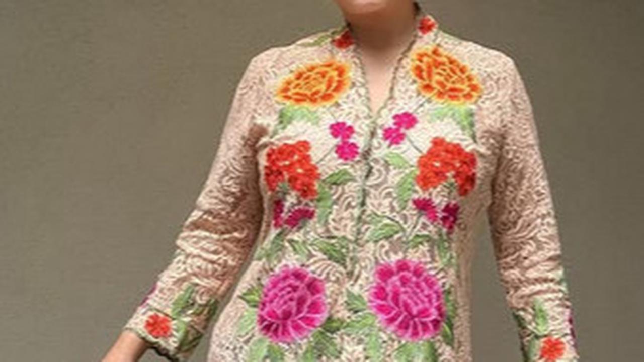 5 Potret Cantik Stephanie Poetri Berkebaya saat Dinikahi Asher di Los Angeles, Tak Pakai Cincin Karena Phobia