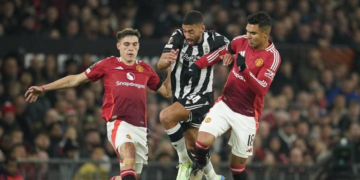 Casemiro Belakangan Mulai On Fire di Lini Tengah MU, Ternyata Ini Rahasianya