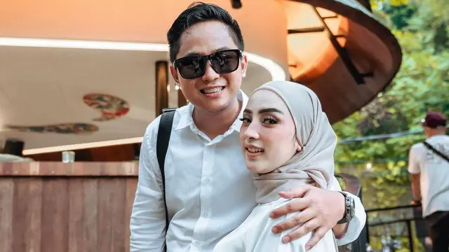 Beredar Kabar Bakal Cerai dari Doni Salmanan, Ini 6 Tanggapan Dinan Fajrina