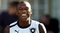 Allegri Meragukan Kualitas Seedorf Sebagai Pelatih