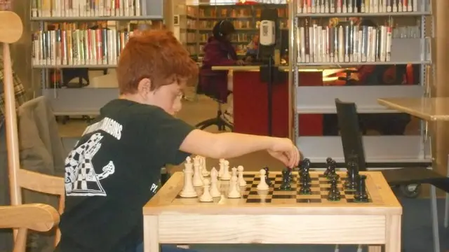 Ivry, anak Dorit Sasson yang berprofesi sebagai pemain catur profesional