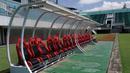 Tempat duduk untuk pemain pengganti, pelatih, dan juga staff di Stadion Maguwoharjo sudah diganti dengan model yang lebih keren dibandingkan sebelumnya. (Bola.com/Vincentius Atmaja)