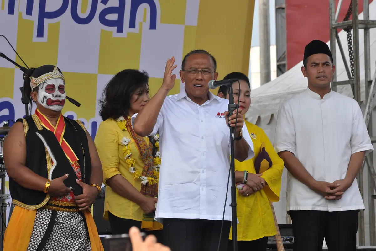 Aburizal Bakrie berkampanye di Banyumas