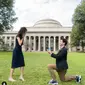 Belva Delvara melamar kekasihnya, Sabrina Anggraini di halam kampus MIT di AS (dok.Instagram/@belvadevara/https://www.instagram.com/p/CUl6Wudsir8/Komarudin)