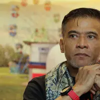 Aktor senior Donny Damara kualitas aktingnya kembali diuji. Dalam film terbarunya berjudul Guru Ngaji, ia berperan sebagai guru ngaji dan sebagai badut. (Deki Prayoga/Bintang.com)