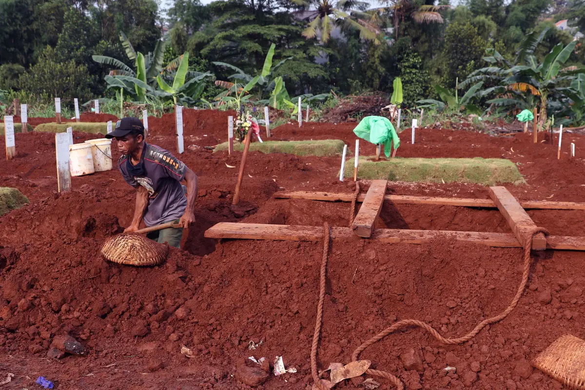 Area Baru Pemakaman Korban COVID-19 di TPU Pondok Ranggon
