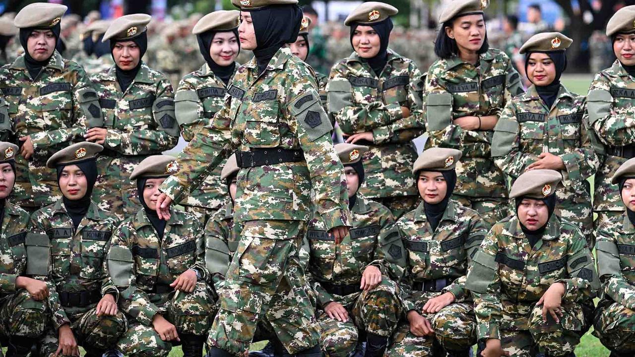 FOTO: Lulus Pendidikan Militer, Komcad TNI Siap Bela Negara dari Garis Sipil