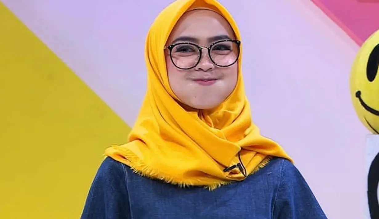 (Instagram/riaricis1795)