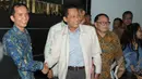 Komnas HAM menyambut kedatangan Kepala Bareskrim Inspektur Jenderal Polisi, Budi Waseso di kantor Komnas HAM, Jakarta, Jumat (30/1/2015). (Liputan6.com/Herman Zakharia)