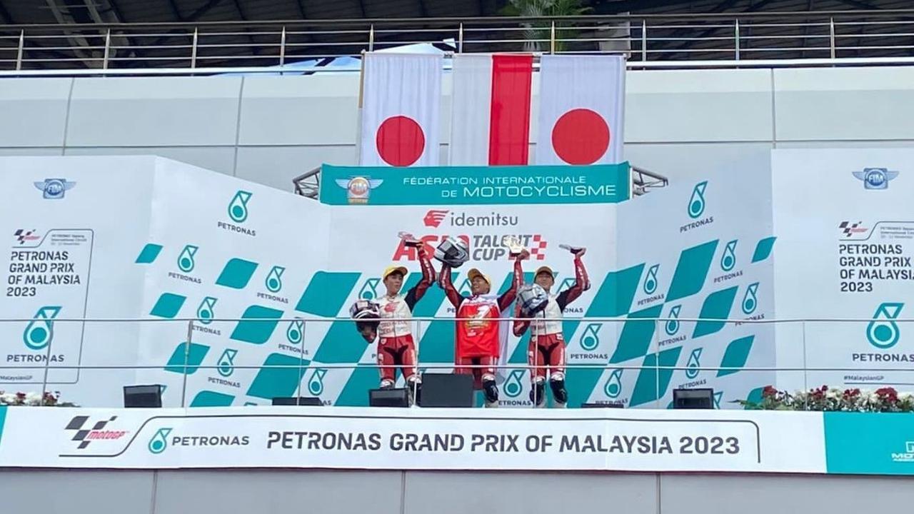 Hingga seri kelima IATC, Veda menjadi juara pertama klasemen sementara dengan 206 poin. Berselisih jarak 69 poin dari pebalap kedua. Sedangkan Raykat Fadilah menempati posisi 12 dan Chessy pada posisi 14 dengan raihan poin sama: 38 poin.<br>