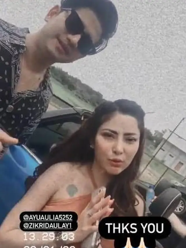 6 Potret Kebersamaan Zikri Daulay dan Ayu Aulia di Bali Ini Jadi Sorotan