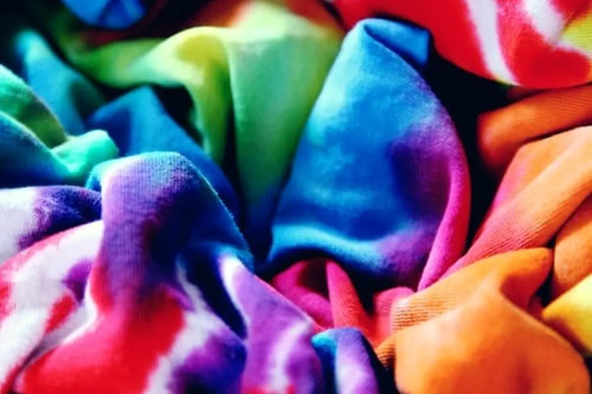 Cara Praktis Membuat Masker Kain dengan Teknik Tie Dye di Rumah
