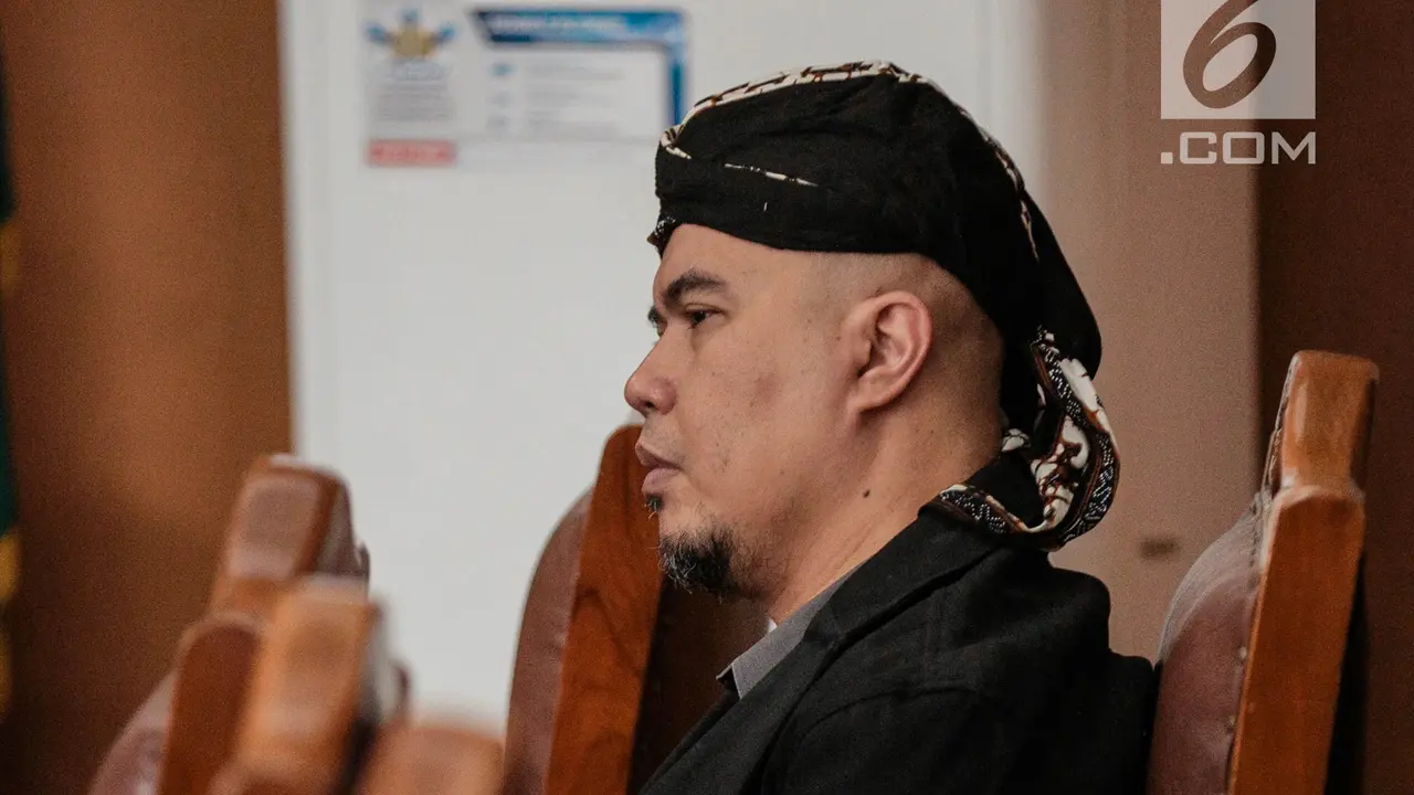 Wajah Lesu Ahmad Dhani Saat Jalani Sidang Lanjutan