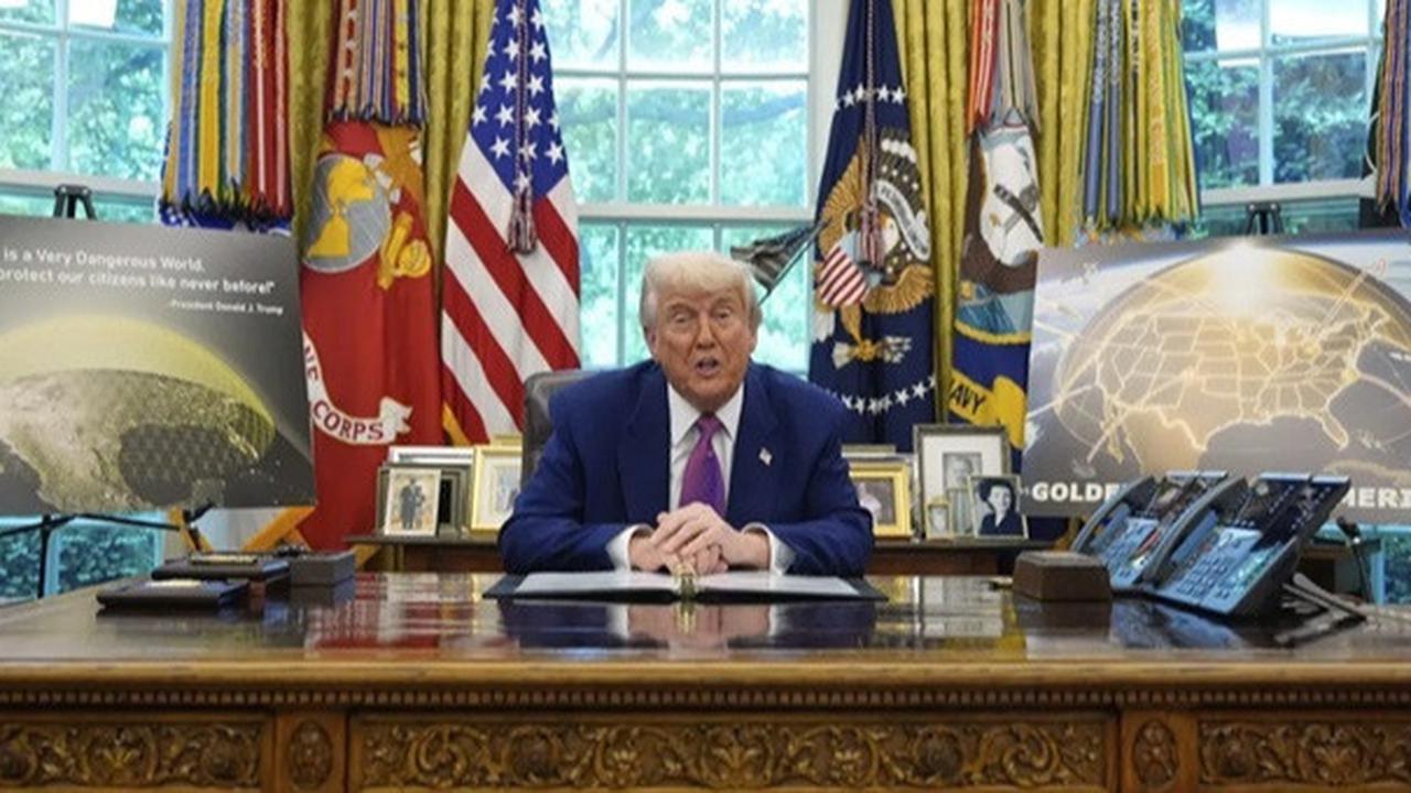 Trump Tiba-Tiba Naikkan Tarif Impor Baja Jadi 50 Persen, Alasannya untuk Selamatkan Industri AS