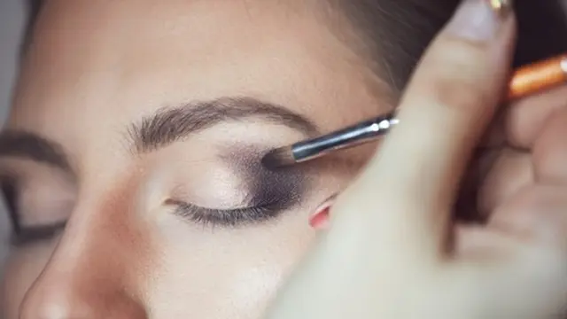 Cara Memakai Eyeshadow 2 Warna