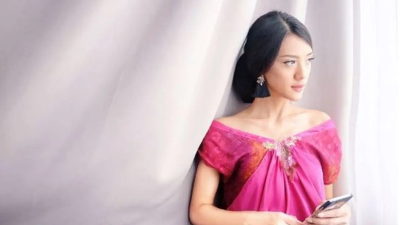 Anissa Aziza pasangan Raditya Dika