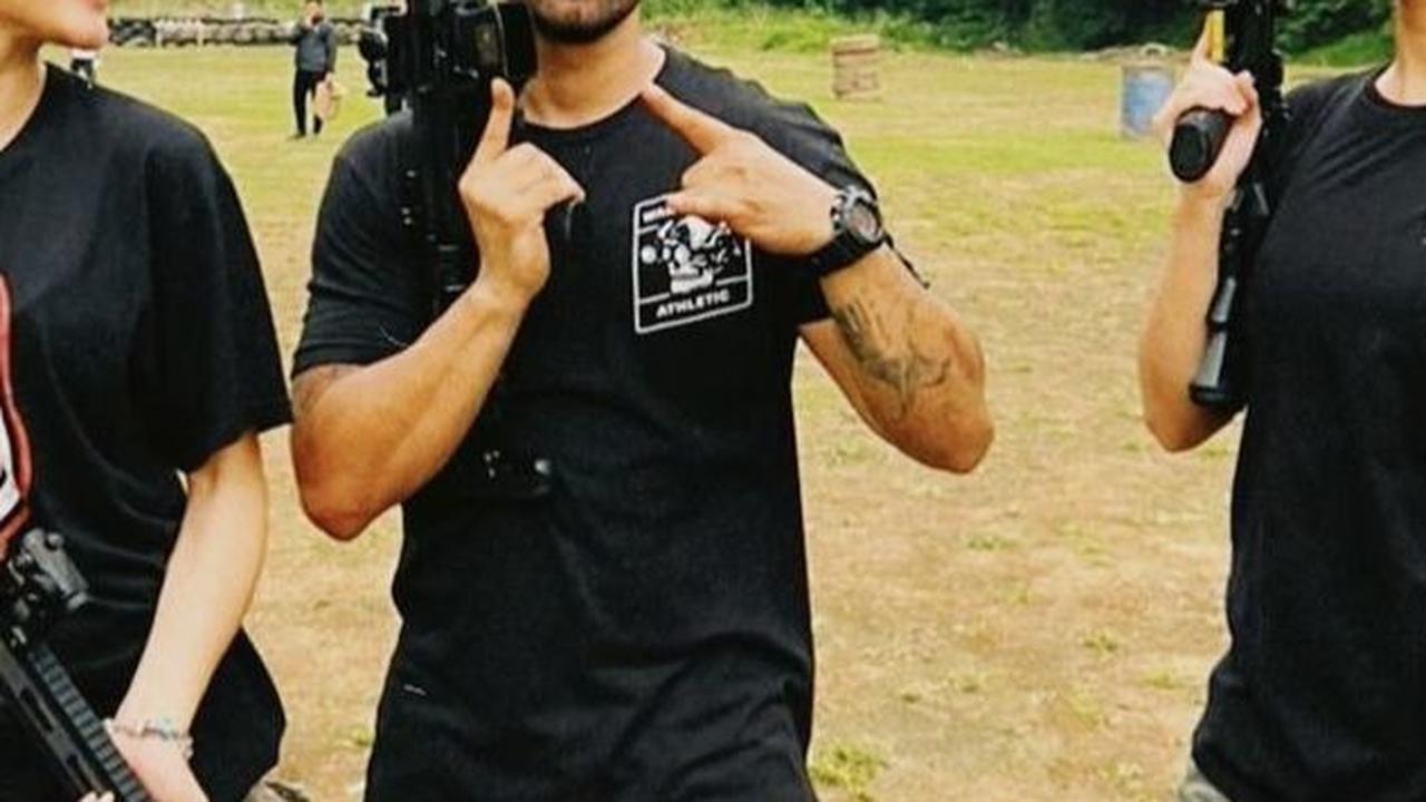 DI ANTARA DUA CINTA semakin populer setiap hari, membuat jadwal syuting para pemain semakin padat. Meskipun begitu, Asha Assuncao masih berhasil menyisihkan waktu untuk dirinya sendiri.<br>