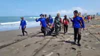 Korban tenggelam Pantai Bunton, Cilacap ditemukan meninggal dunia. (Foto: Liputan6.com/Basarnas)